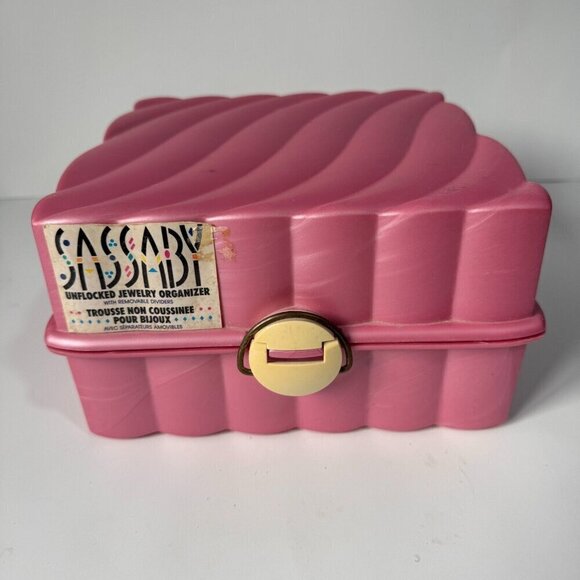 Caboodles Other - Vintage Sassaby makeup case, pink Caboodles  style travel cosmetics organizer